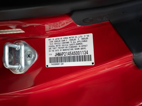 Used 2004 Honda S2000 image 58