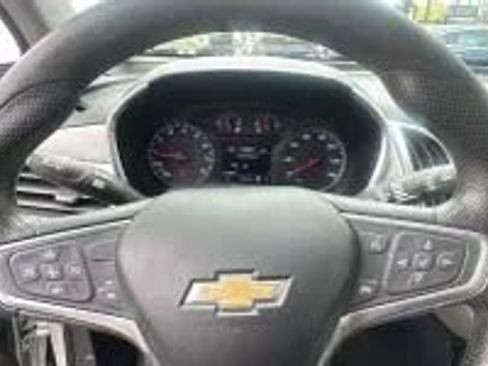 Used 2022 Chevrolet Equinox LS AWD/4WD image 12