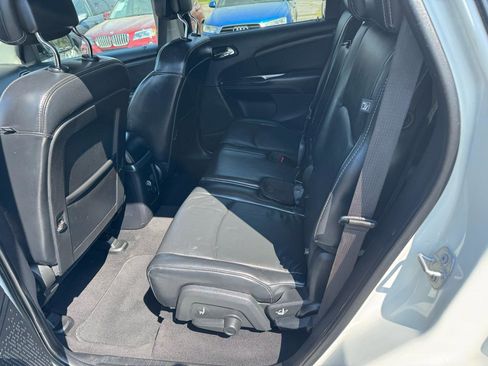 Used 2018 Dodge Journey Crossroad w/ Nav & Sun Group image 10