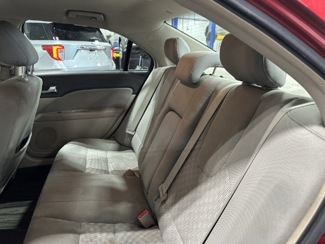 Used 2012 Ford Fusion SE FWD image 31