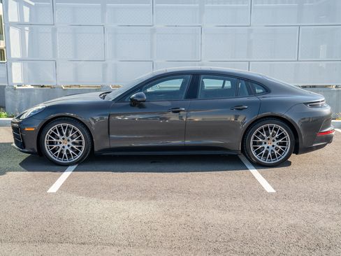 New 2026 Porsche Panamera 4 AWD/4WD image 2