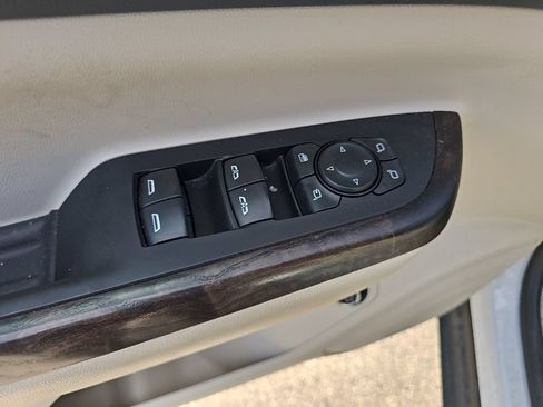 Used 2022 GMC Acadia Denali w/ GMC Pro Grade Package AWD/4WD image 6