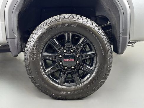 New 2026 GMC Sierra 3500 AT4 w/ AT4 Premium Plus Package AWD/4WD image 32