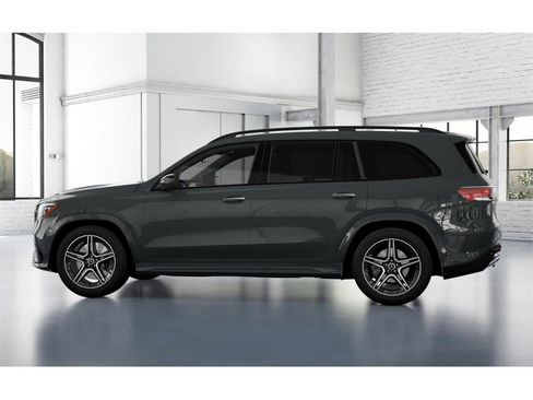 New 2026 Mercedes-Benz GLS 450 4MATIC image 33
