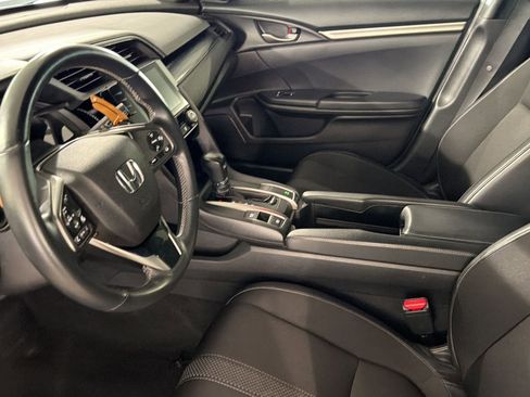 Used 2021 Honda Civic Sport image 3