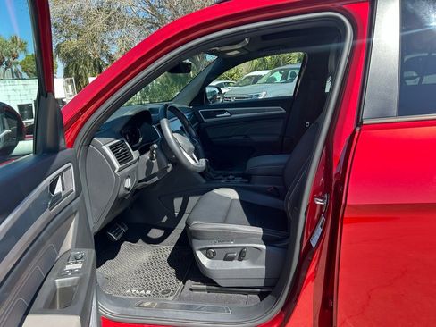 Used 2023 Volkswagen Atlas Cross Sport SEL R-Line image 15