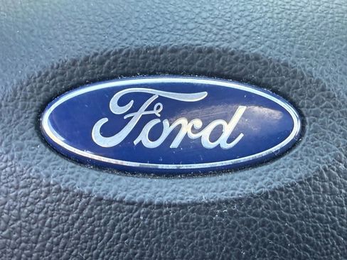 Used 2018 Ford Escape SEL w/ Ford Safe & Smart Package image 28