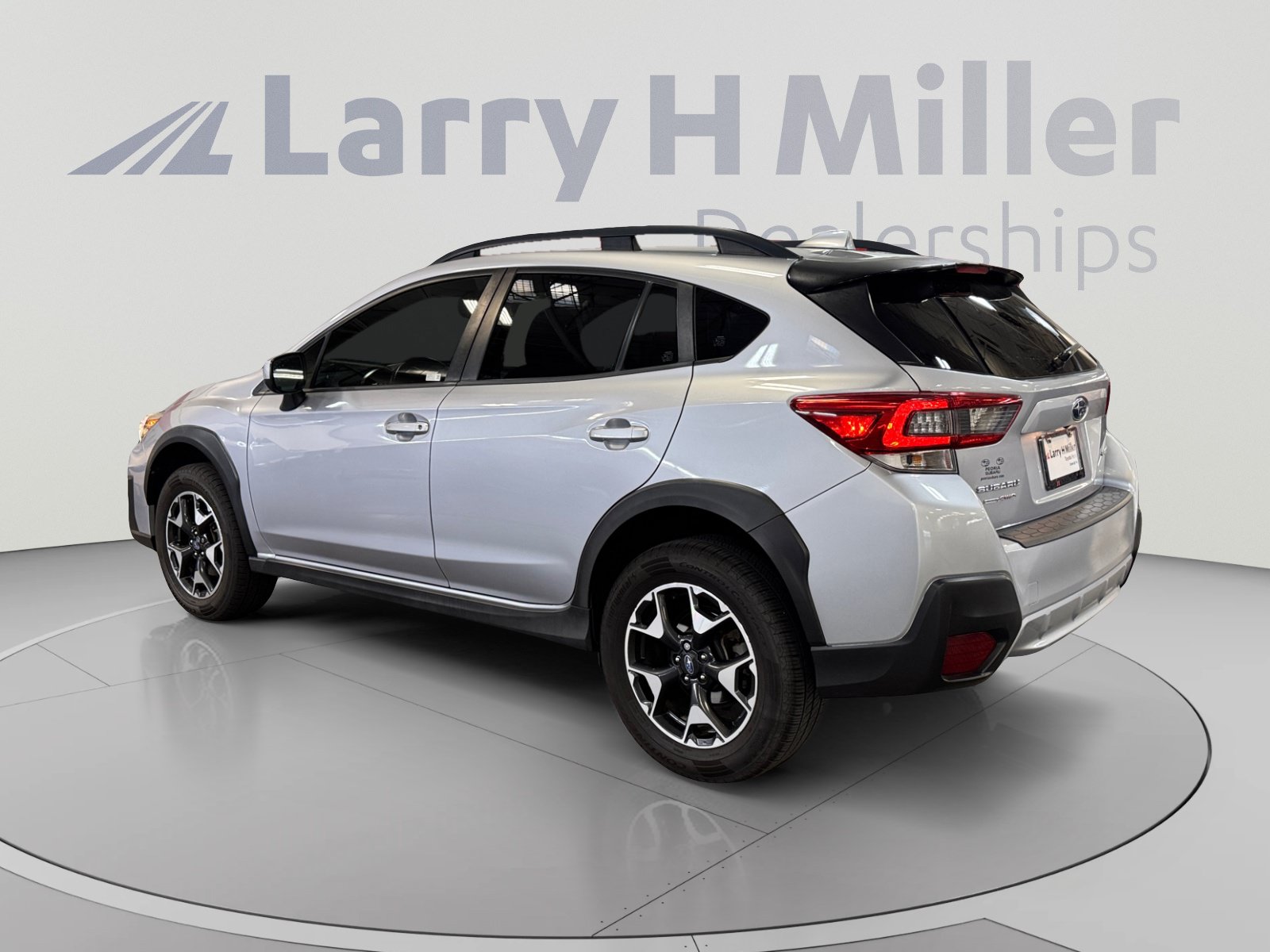 Used 2020 Subaru Crosstrek 2.0i Premium w/ Moonroof Package 2 AWD/4WD image 3