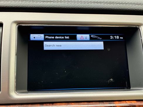 Used 2012 Jaguar XF RWD image 30