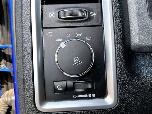 Used 2017 RAM 1500 Big Horn AWD/4WD image 33
