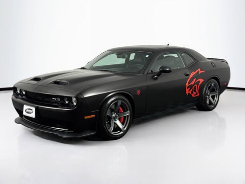 Used 2021 Dodge Challenger SRT Hellcat w/ Plus Package image 6