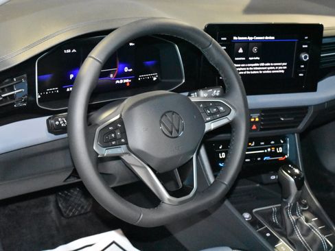 New 2026 Volkswagen Jetta SE FWD image 2