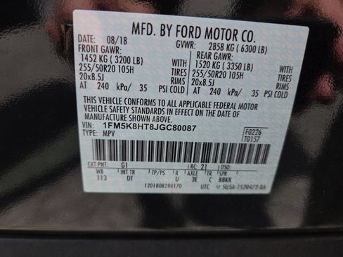 Used 2018 Ford Explorer Platinum AWD/4WD image 16