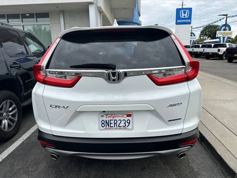 Used 2019 Honda CR-V Touring image 8