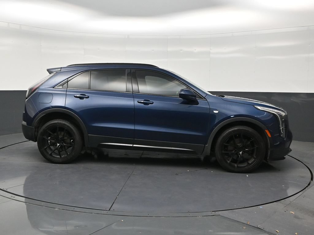 Used 2019 Cadillac XT4 Sport w/ Driver Awareness Package FWD image 6