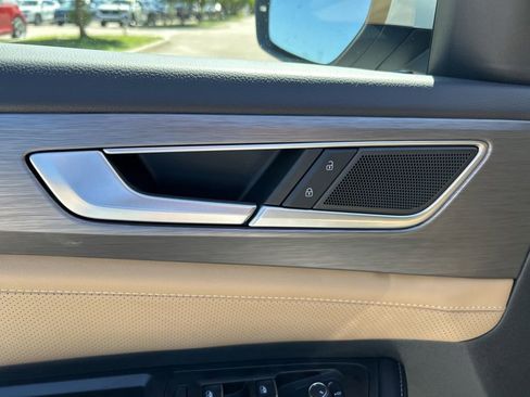 New 2026 Volkswagen Atlas Cross Sport SE image 12