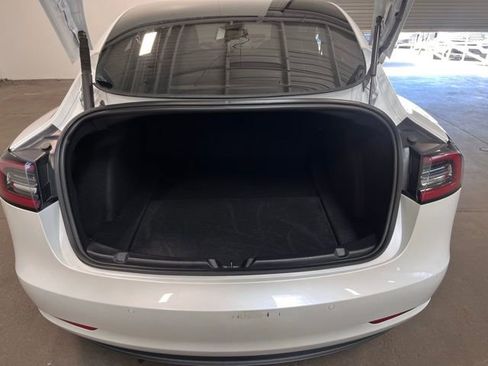 Used 2022 Tesla Model 3 Long Range image 16