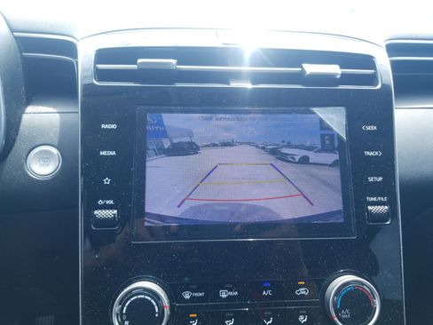 Used 2023 Hyundai Tucson SEL FWD image 20