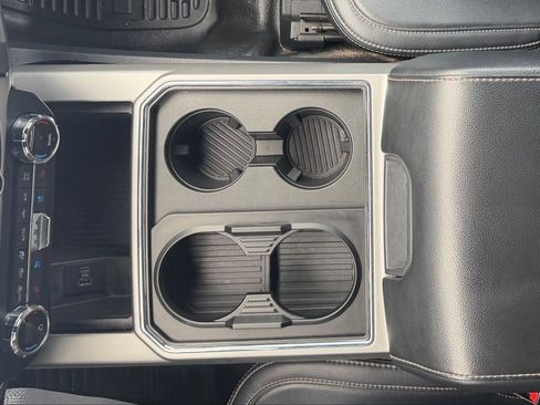 Used 2022 Ford F350 Lariat w/ Lariat Value Package image 36