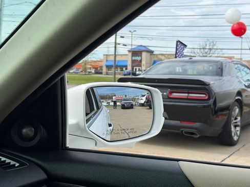 Used 2015 Honda Accord EX-L image 38