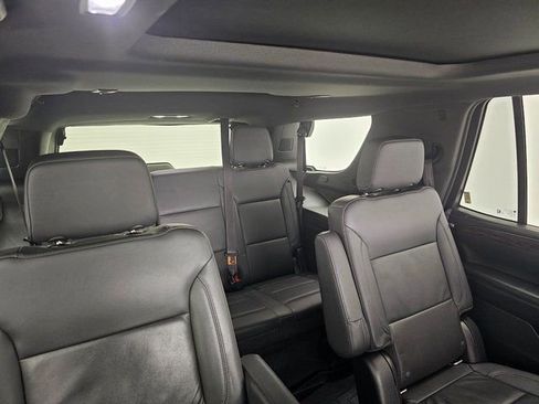 Used 2022 Chevrolet Tahoe LT w/ LT Signature Package image 33