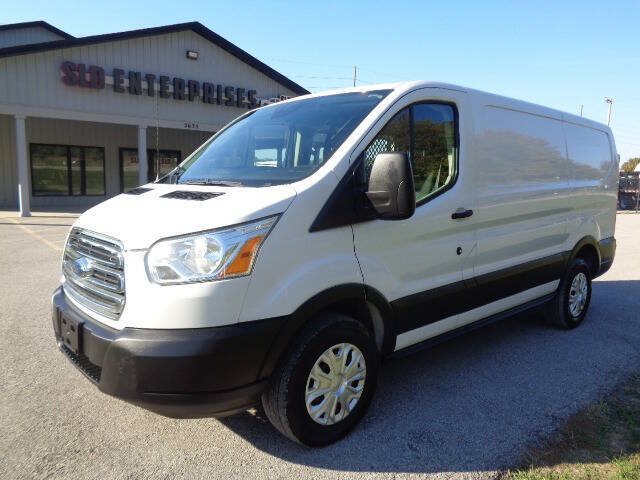 Used 2019 Ford Transit 250 130 Low Roof w/ Exterior Upgrade Package RWD image 1