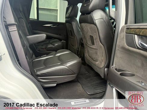 Used 2017 Cadillac Escalade Platinum AWD/4WD image 14