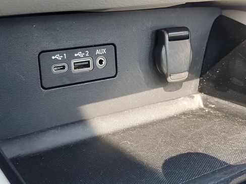 Used 2021 Nissan Altima 2.5 Platinum AWD/4WD image 30