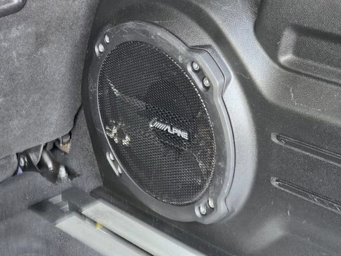 Used 2018 Jeep Wrangler Unlimited Rubicon AWD/4WD image 12