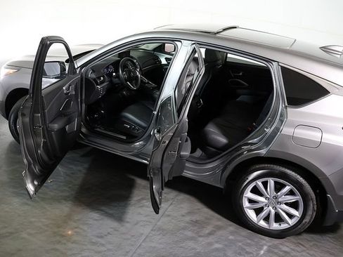 Used 2024 Acura RDX SH-AWD image 5