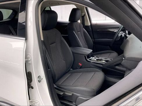 Certified 2023 Buick Envision Preferred FWD image 7