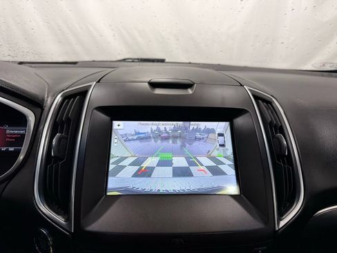 Used 2017 Ford Edge Titanium w/ Equipment Group 301A AWD/4WD image 36