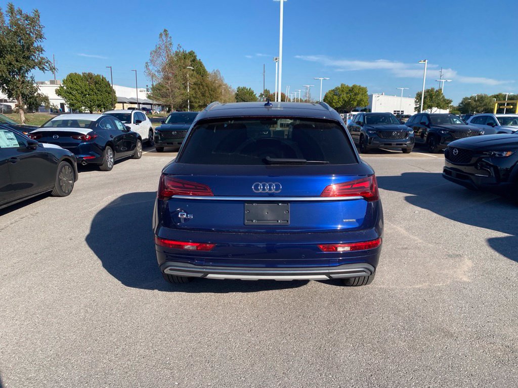 Used 2021 Audi Q5 2.0T Premium Plus w/ Premium Plus Package AWD/4WD image 6