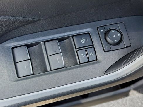 Used 2024 Toyota RAV4 XLE image 22