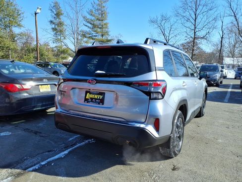 Certified 2025 Subaru Forester Premium image 6