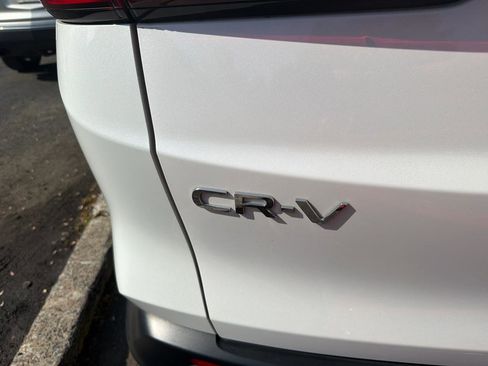 Used 2024 Honda CR-V LX image 8