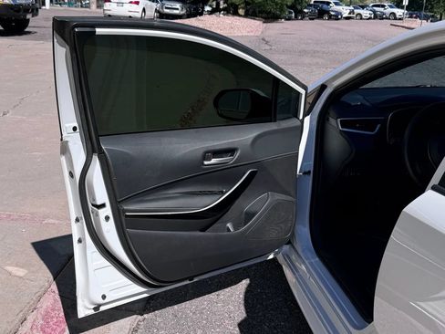 Used 2021 Toyota Corolla XSE FWD image 16