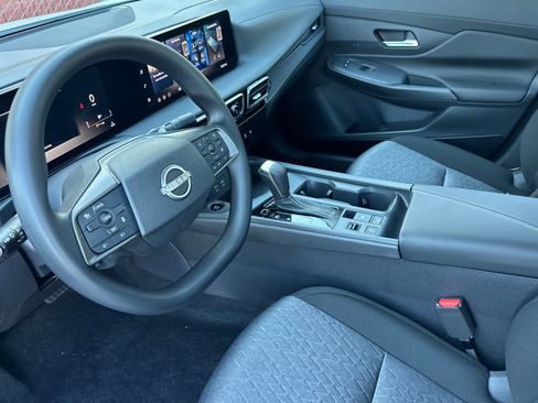 New 2026 Nissan Sentra SV image 10