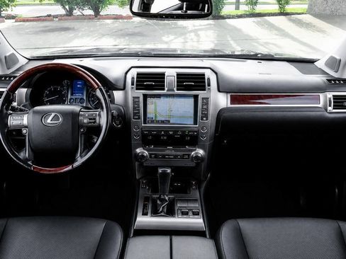 Used 2015 Lexus GX 460 w/ Premium Package AWD/4WD image 20