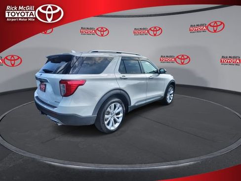 Used 2023 Ford Explorer Platinum w/ Technology Package AWD/4WD image 8