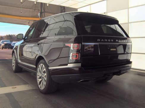 Used 2020 Land Rover Range Rover HSE image 4