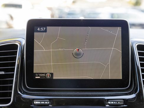 Used 2016 Mercedes-Benz GLE 350 image 18