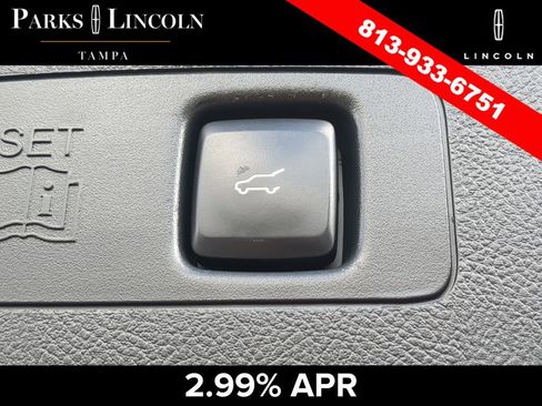 Certified 2022 Lincoln Corsair Reserve w/ Equipment Group 201A FWD image 9