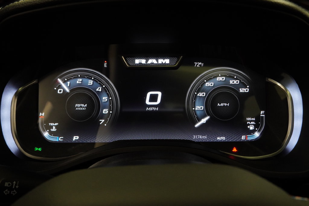 Used 2026 RAM 1500 Laramie AWD/4WD image 33