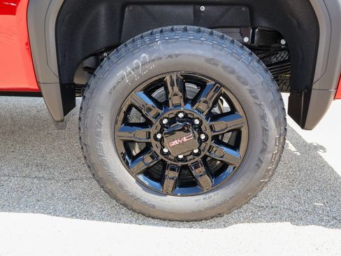 New 2026 GMC Sierra 3500 AT4 w/ AT4 Premium Plus Package AWD/4WD image 37
