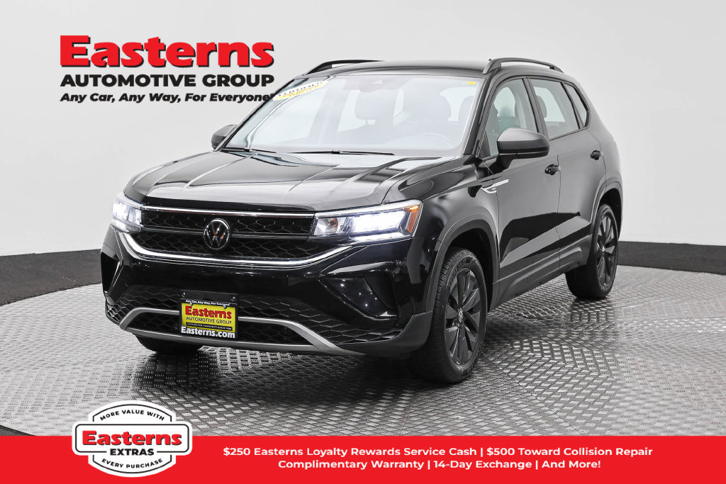 Used 2024 Volkswagen Taos S FWD image 1