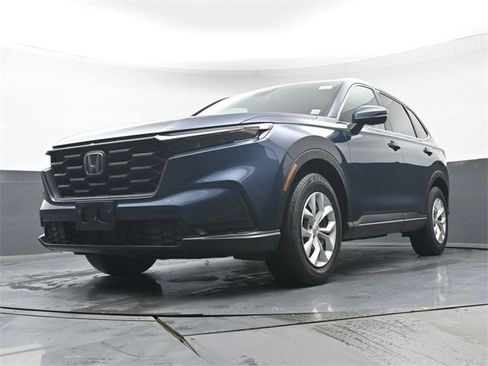 Used 2023 Honda CR-V LX image 28