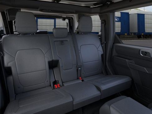 New 2026 Ford Bronco Badlands image 11