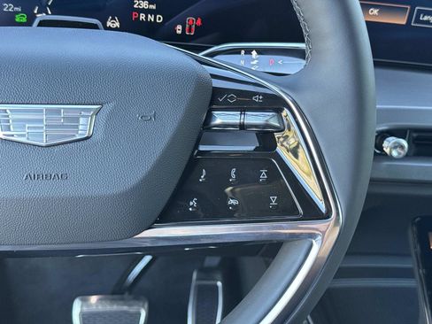 New 2026 Cadillac Vistiq Sport w/ LPO, Floor Liner Package image 30