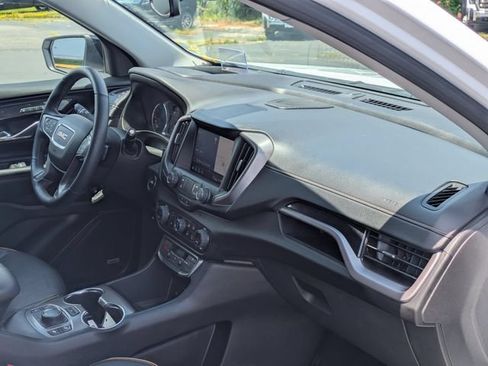 Certified 2024 GMC Terrain AT4 w/ Infotainment Package II AWD/4WD image 37